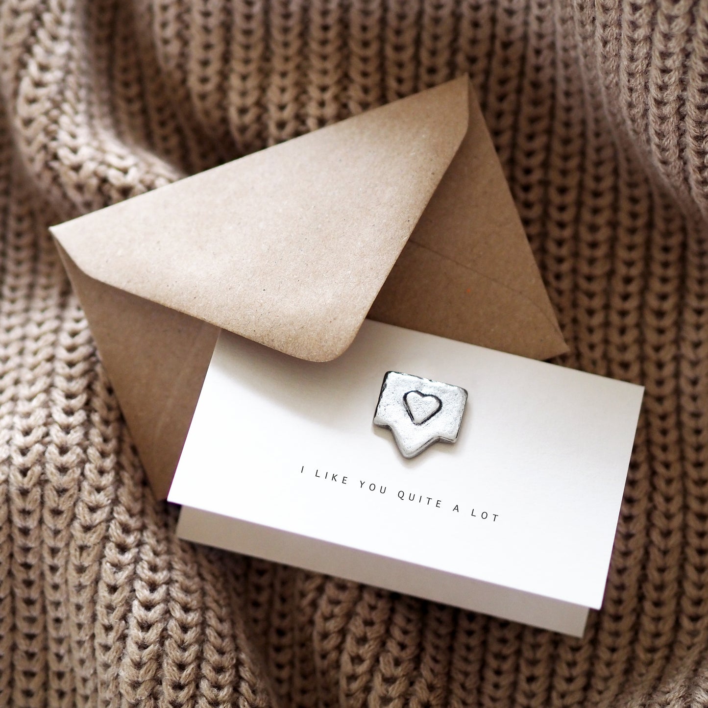 'I Like You Quite a Lot' Tiny Heart Token Card – Kutuu