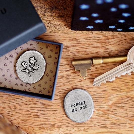 ‘Forget Me Not’ Pocket Token